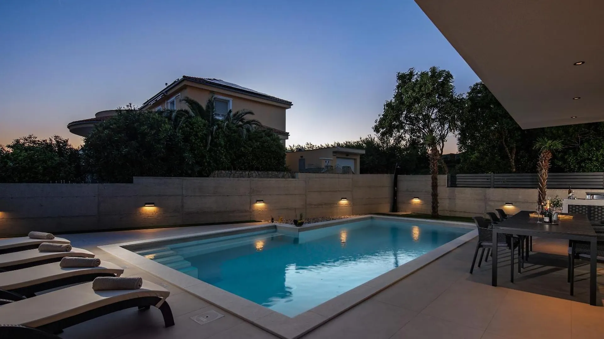 Novo - Villa Vita S Velikim Bazenom Crikvenica